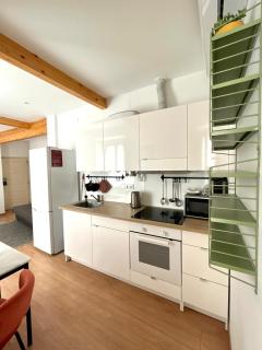 RSRC NEW AC Central & Bright 1BR apartment - 8