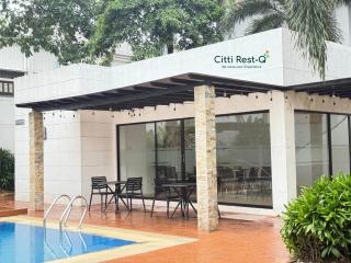 Affordable Stay with Free Pool, Netflix & Wifi Alabang SC5 - 7