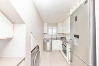 Dolphin Beach H205 Beachfront APT, Blouberg by HMH - 2