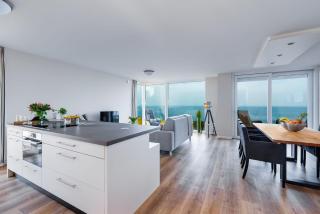 Apartment Port Side - 4