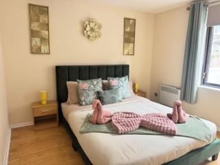 Spacious 1BR Flat By Edinburgh City Centre - 4