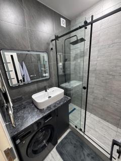 A cozy apartment with fresh renovation - 7