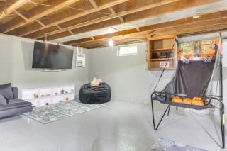 4 Mi to Main Street! Family Getaway in Zanesville - 8