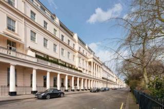 Buckingham Palace 4br Family Stay & Cathedral View - 6