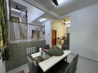 Fahim Homestay Pasir Mas - 7