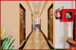 Hotel Teerth Guest House Near 90 Meter From Shree Kashi Vishwanath TEMPLE AND GANGA ARTI DASHASHWAMEDH GHAT - Prime Location #Fully Air Conditioned Rooms -Restaurant #Wi-fi Facility - Best Seller In Varanasi - 9