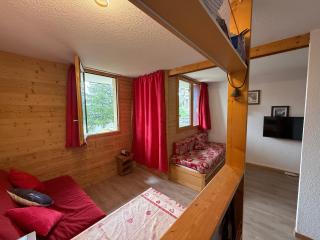 Montalbert Les Choucas, sur la piste à côté de la télécabine - 2