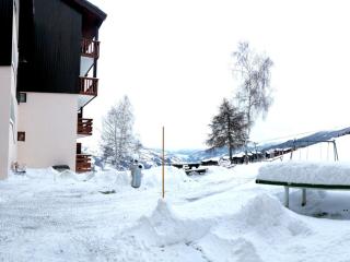 Studio 3 pers, Ski aux pieds, Balcon vue vallée - 1