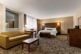 Best Western Ville-Marie Montreal Hotel & Suites - 6