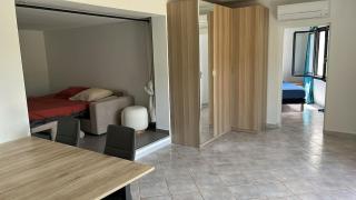 Ground floor villa with pool - 8