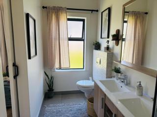Home away from home - George - 3