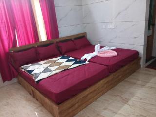 winter green valley - 0