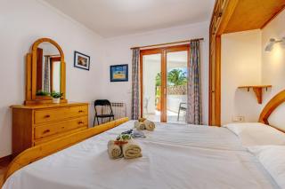 La Ardilla by dracmallorca - 1