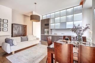 Domillion Quiet 2bdr apt w panorama & balcony B83 - 1