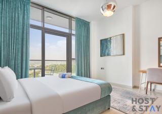 Serene 1 BR in Damac Hills - Host & Stay - 5