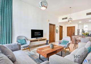 Serene 1 BR in Damac Hills - Host & Stay - 3