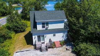 Private Waterfront Home with Kayaks and Firepit - 7