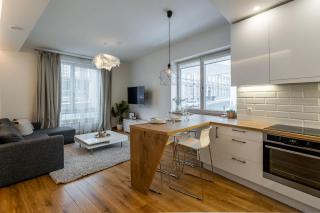 Domillion 1bdr lovely apt with parking &lift B9a4 - 0