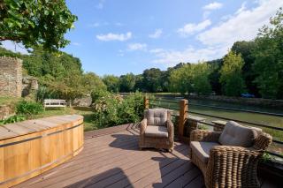 Waterside 1 bed - 2