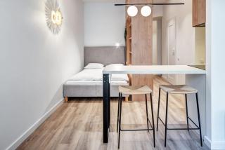 Domillion Studio Modern Old Town Retreat So1b - 9