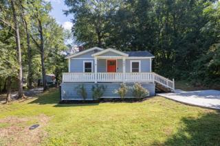 Downtown Bungalow Less than 1.5 Miles to UGA - 2