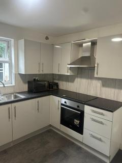 Luton Town Rooms available - 6