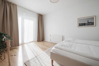 SoFo flat w big private balcony - 3