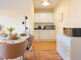 Studio Apartment Berlin Mitte 37m2 - U-Bahn Leopoldplatz by Rooms Berlin - 6