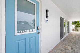 Sea Breeze - Pet Friendly, Located in Siesta Key Village, Steps to Siesta Key Beach! - 6