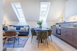 Domillion oldtown new 5bdr 3bath apt P492a - 5