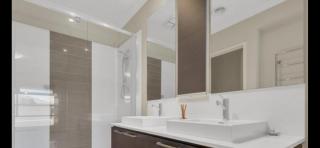 Challans House - 5