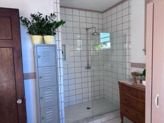 Moreland Guesthouse - 2