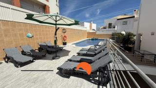 #343 Villa with Pool & Jacuzzi by Home Holidays - 0