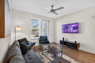 2 BR Apt |King Bed |Pool |Gym| Clse 2 Beach/Mayo - 8