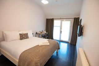 The Olde Bell, BW Signature Collection - 1