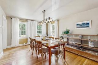 10-Minute Walk to the Beach - 2