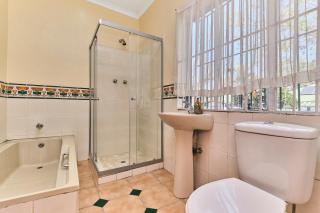 Peaceful Private Rooms in the Heart of Melville with Backup Utilities for solo travellers and couples - 5