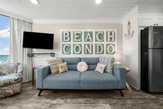 Beachfront Studio Condo - Top of the Gulf 317 - 4