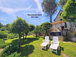 La Pinay - Une petite maison cosy avec spa & cheminée - 0