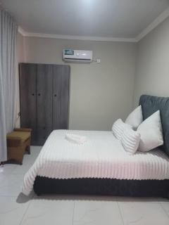 Tou Safari Lodge - 2