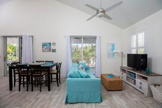 Ports of Call Resort - 6