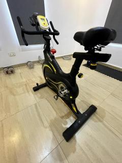 Lovely 4-Bed SELF-Apt Near Airports in Ikeja GRA - 7