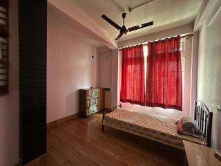 Trayaksh Homestay - Lachit Nagar -3 BHK - 3
