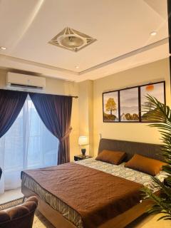 Fully Furnished 1-Bed Apartment - 2