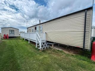 Caravan With Large Decking At Coopers Beach Holiday Park Ref 49012Sv - 3