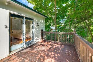 1 Block to Main St! Home with Deck in Jonesborough - 0