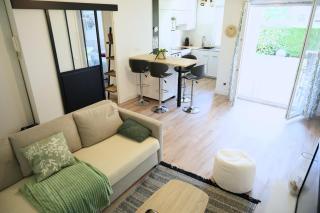 Charming apartment with private garden - 3