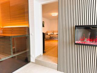Romantic Wellness Apartment for 2 with Private Sauna & Whirlpool - Free Parking, Quiet City Center by HERO HOMES - 4