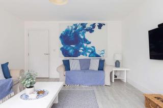 Modern Family Retreat Nr Beaches and Marina - 4
