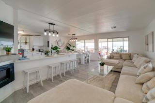 Hot Tub, Views and Dock! Playful Home on Clear Lake - 6